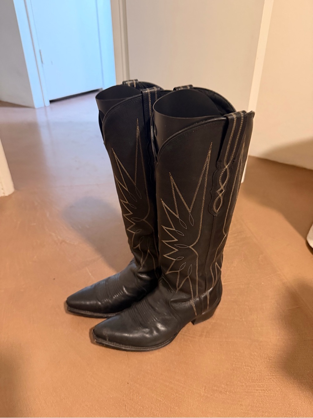 Woman’s Tecovas Loretta Western Cowboy Boots - Stylish Tall Stitch Design 8.5